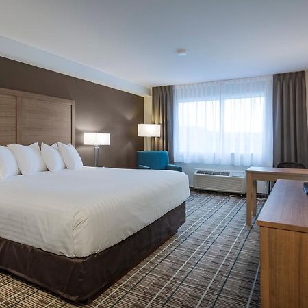 Quality Hotel Кларенвилл Экстерьер фото