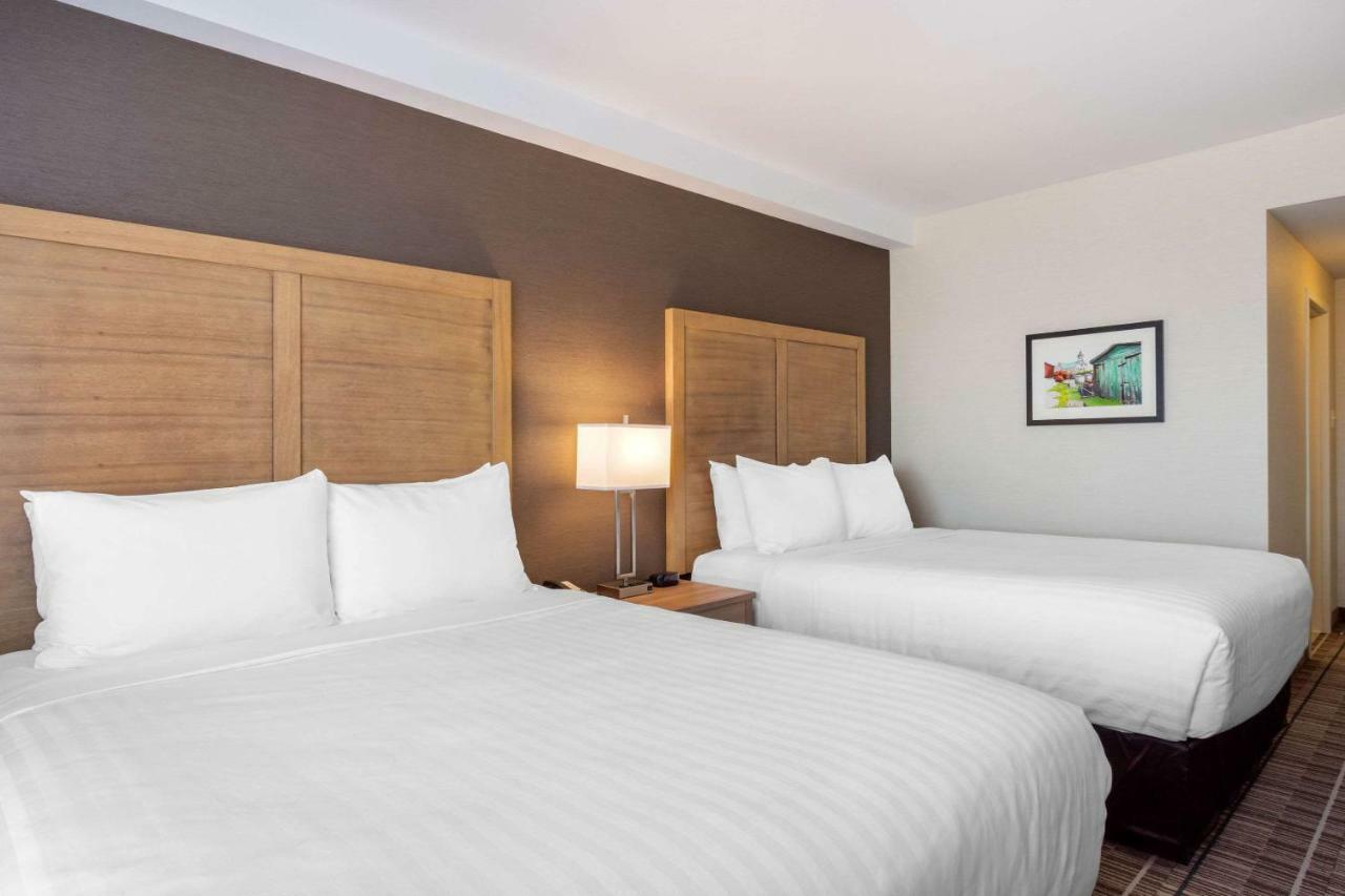 Quality Hotel Кларенвилл Экстерьер фото