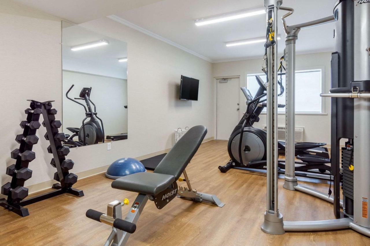 Quality Hotel Кларенвилл Экстерьер фото