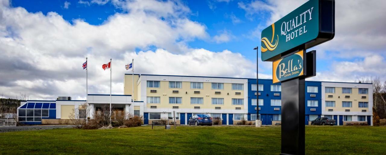 Quality Hotel Кларенвилл Экстерьер фото