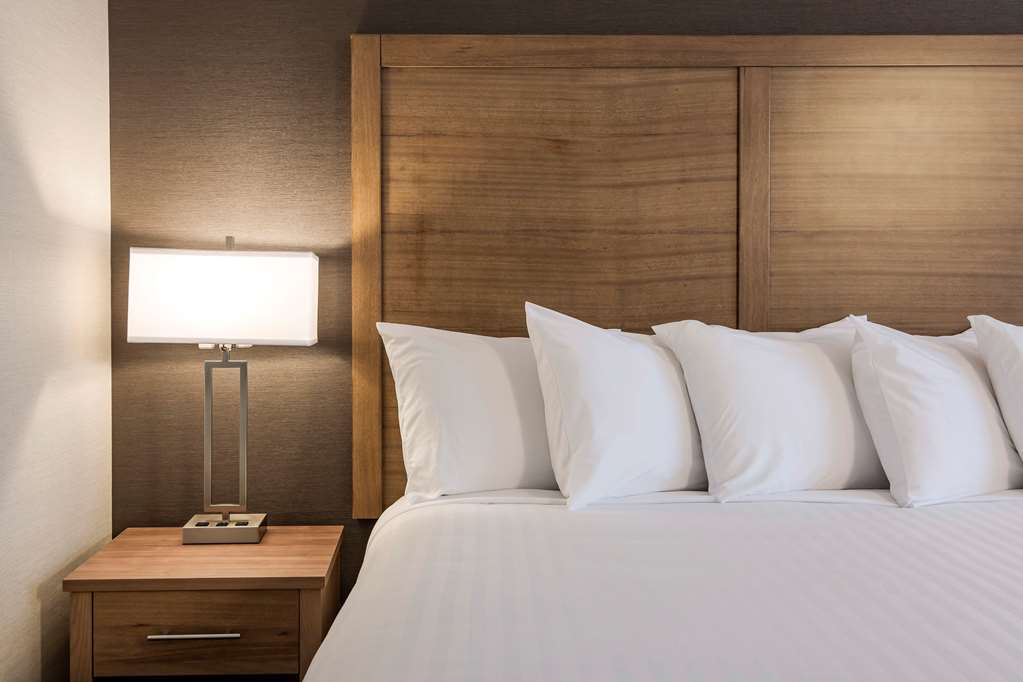 Quality Hotel Кларенвилл Номер фото